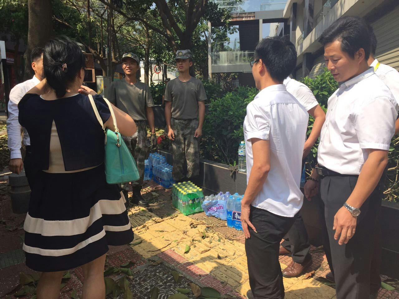 �B�T������˾�����ĺ��ؽ��x�����